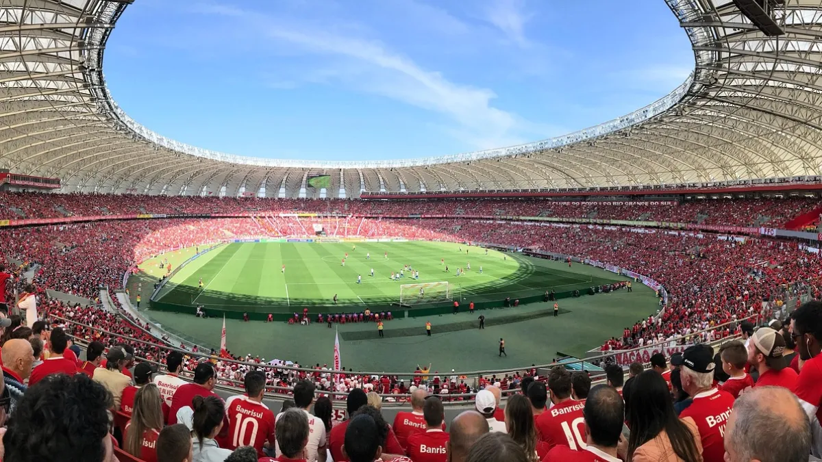Corinthians perde para o Internacional e chega a 35,9% de risco